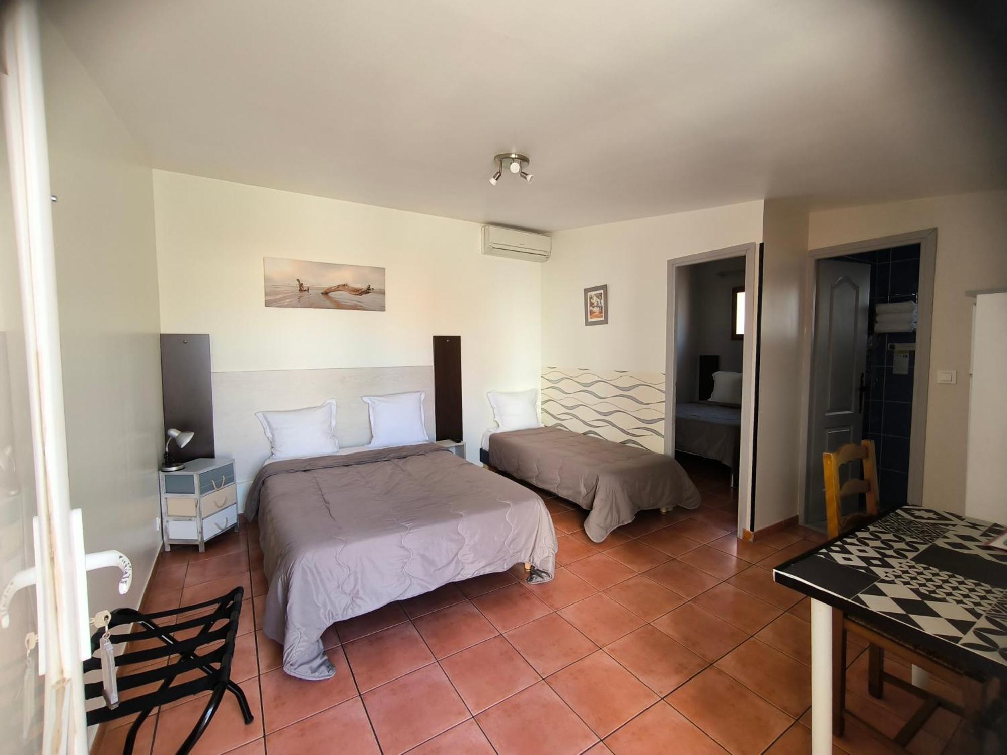 Hôtel L'Hacienda Martigues Buitenkant foto