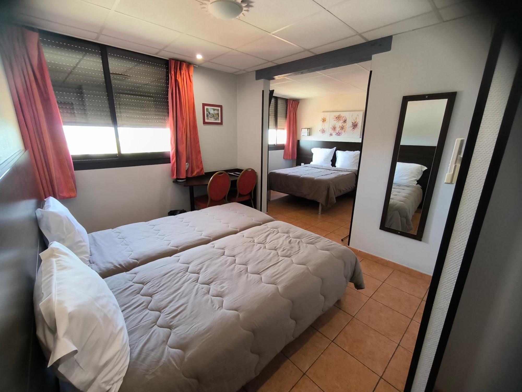 Hôtel L'Hacienda Martigues Buitenkant foto