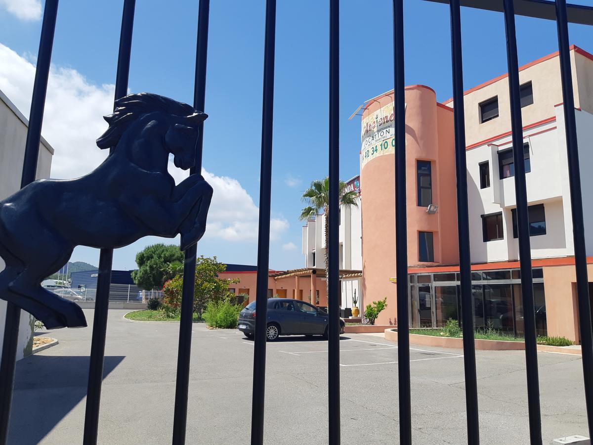 Hôtel L'Hacienda Martigues Buitenkant foto