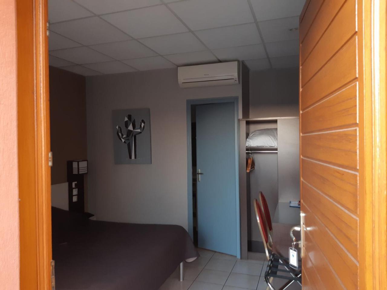 Hôtel L'Hacienda Martigues Buitenkant foto